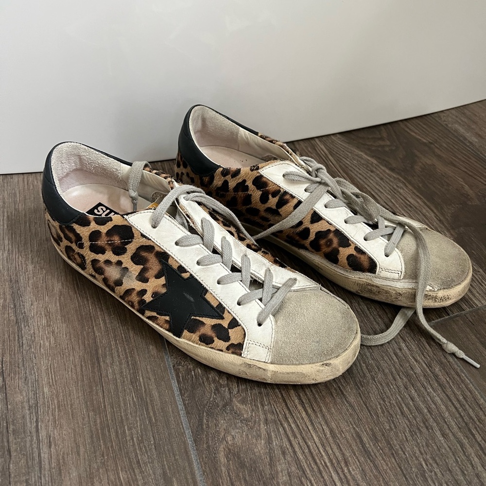 Golden Goose Super-Star leopard print sneakers. Size 40. Good condition.